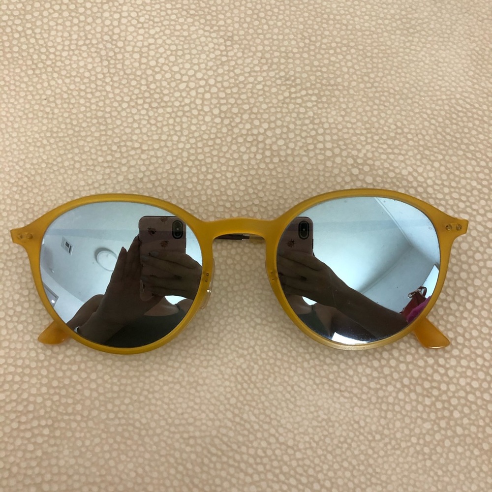 Reflective Yellow Round Ray-bans